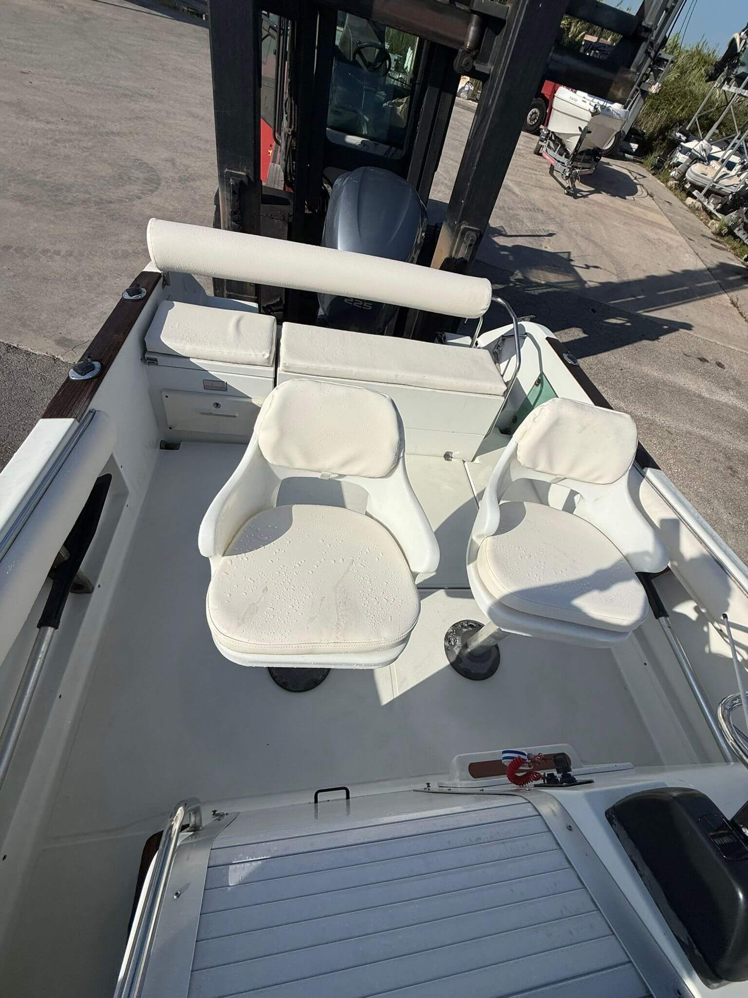 JEANNEAU CAP CAMARAT 675 Cabin Cruiser – Image 6