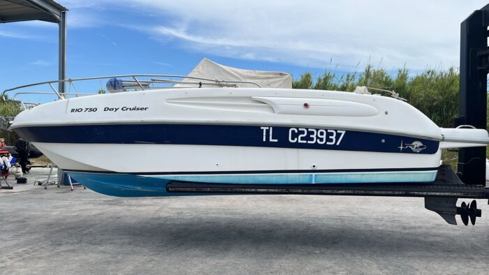 RIO 750 DAY CRUISER Cabin Cruiser – Image 2