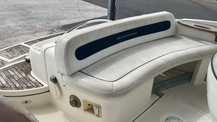 RIO 750 DAY CRUISER Cabin Cruiser – Image 6