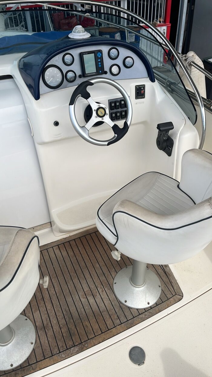 RIO 750 DAY CRUISER Cabin Cruiser – Image 9
