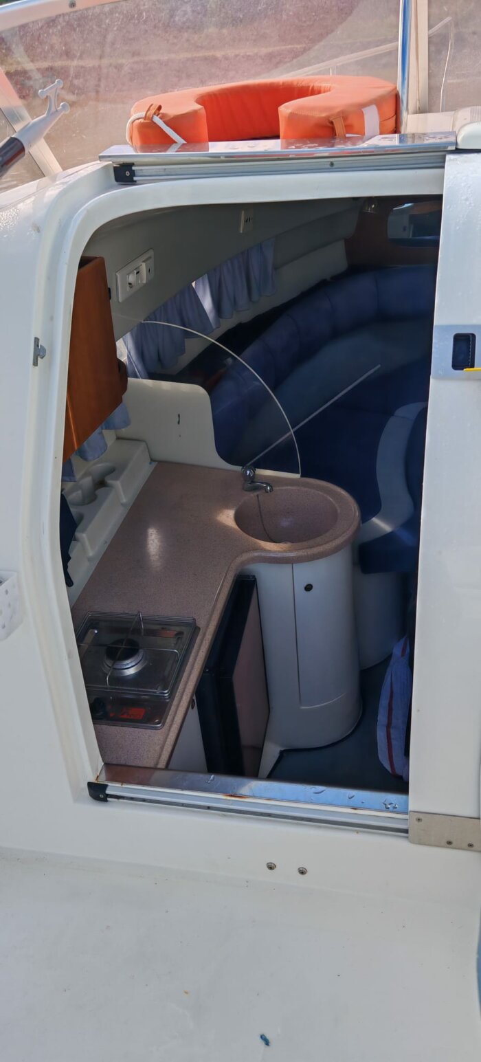 RIO 700 cruiser Cabin Cruiser – Image 8