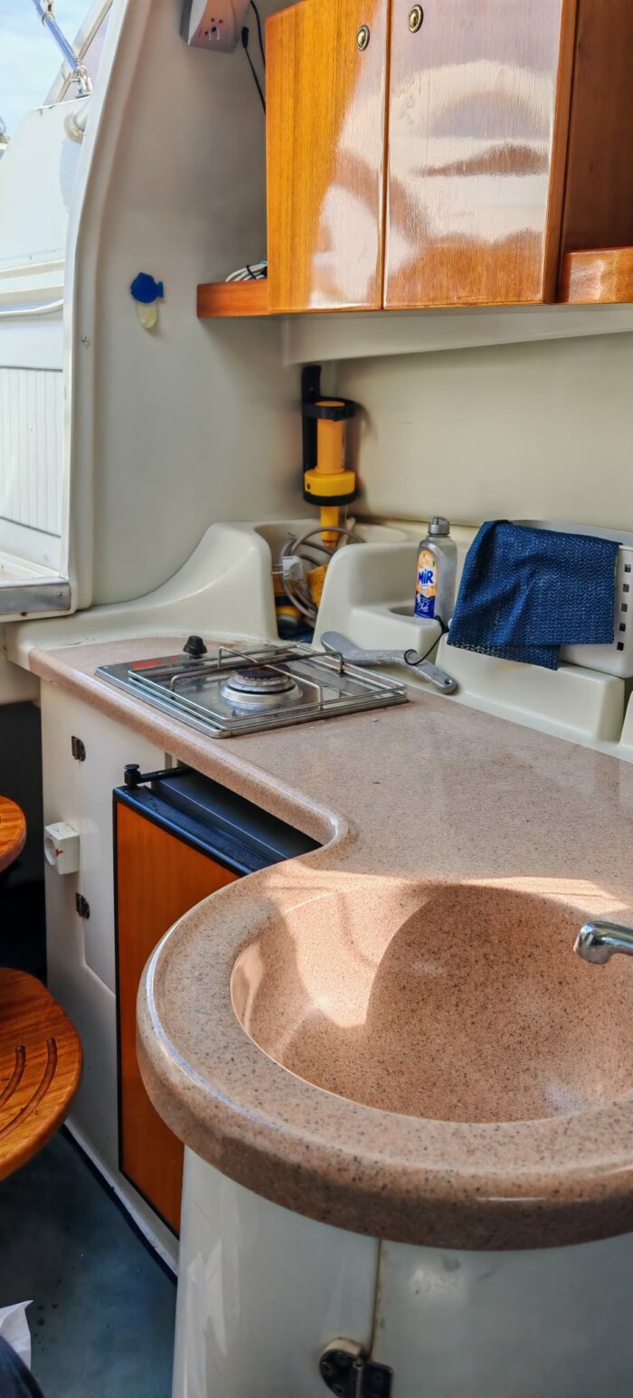 RIO 700 cruiser Cabin Cruiser – Image 9