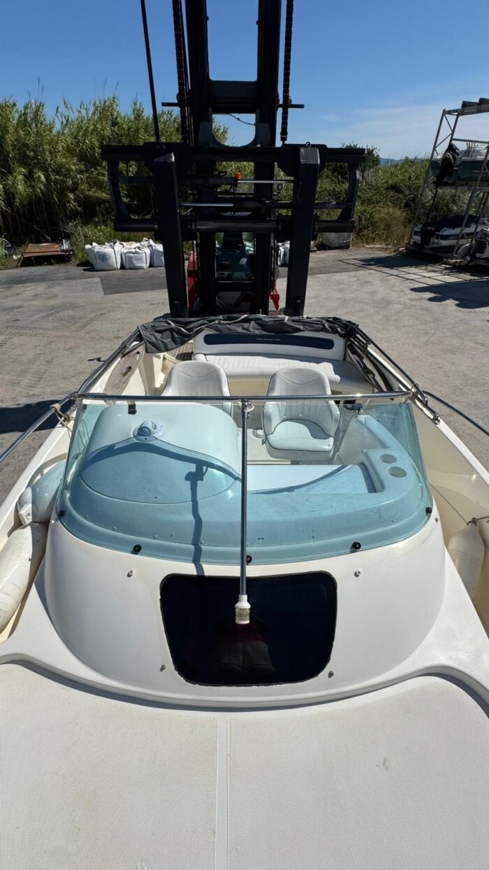 RIO 750 DAY CRUISER Cabin Cruiser – Image 7