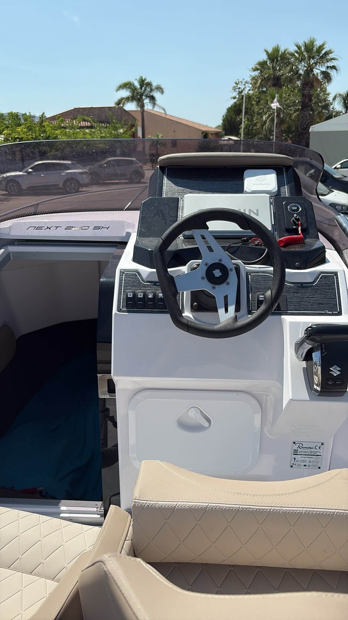 RANIERI NEXT 240 SH Day Cruiser – Image 6