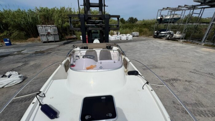 B2 MARINE CAP FERRET 672 SUN DECK – Image 5