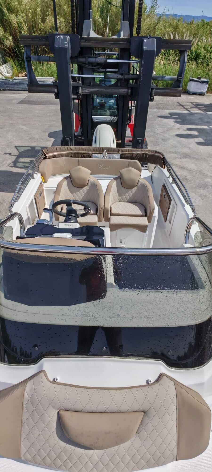 RANIERI NEXT 240 SH Day Cruiser – Image 7